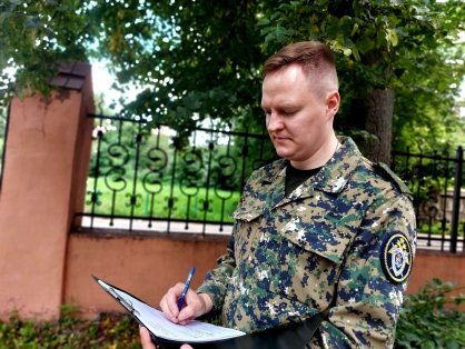 Житель Черняховского района предстанет перед судом по обвинению в применении насилия к представителю власти